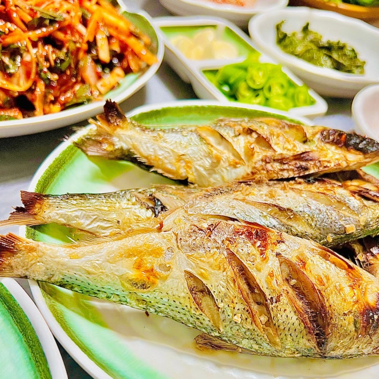  [고창 맛집] 전어회, 무침, 구이 코스요리가 맛있는 가성비 식당 '아우성 회센터' 후기