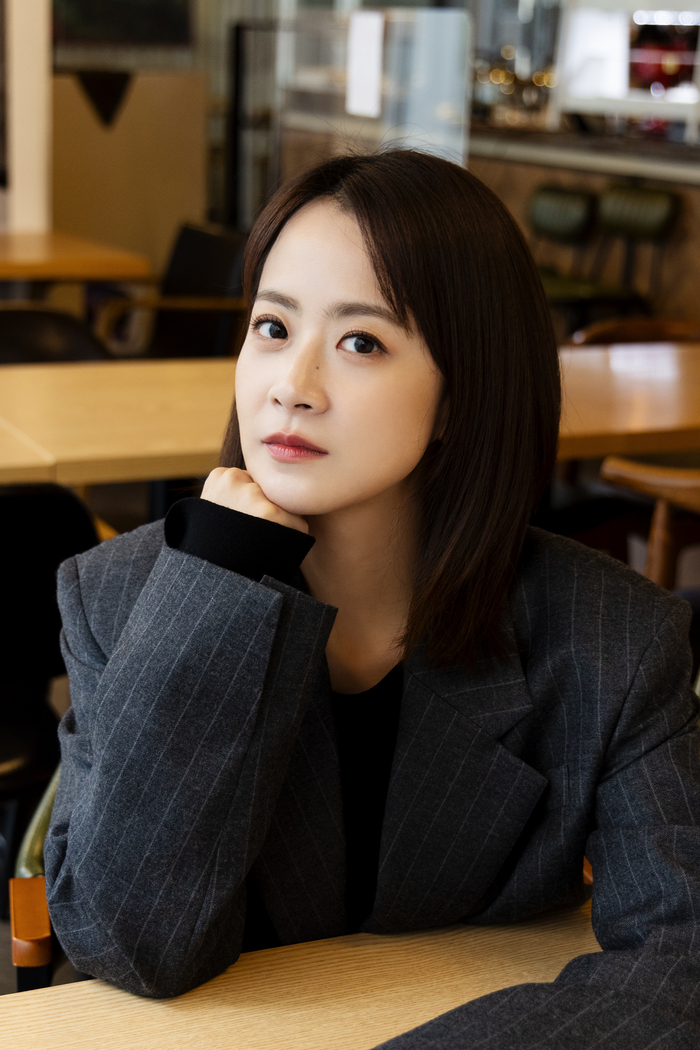 류현경, "미치도록 몰입했던 '3일간의 비'...과연 이성과 사랑만 사랑일까요?" 류현경, "미치도록 몰입했던 '3일간의 비'...과연 이성과 사랑만 사랑일까요?"