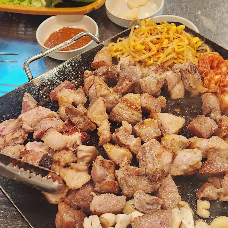 광안리 돼지고기 가성비 터지는 평화김해뒷고기 광안리점 내돈내산 솔직 후기! 광안리 돼지고기 가성비 터지는 평화김해뒷고기 광안리점 내돈내산 솔직 후기!