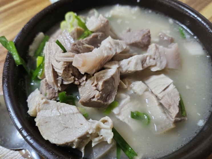대구 돼지국밥 신송자 신마산식당