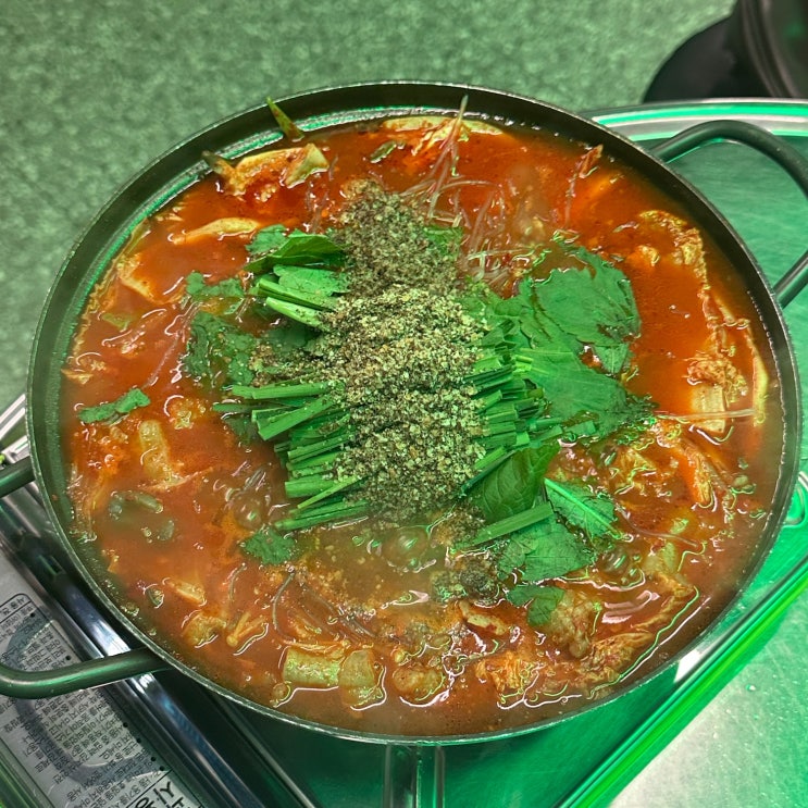  사당 곱창전골맛집 감성필 한우곱창전골, 미나리새우전 내돈내먹 사당맛집 후기