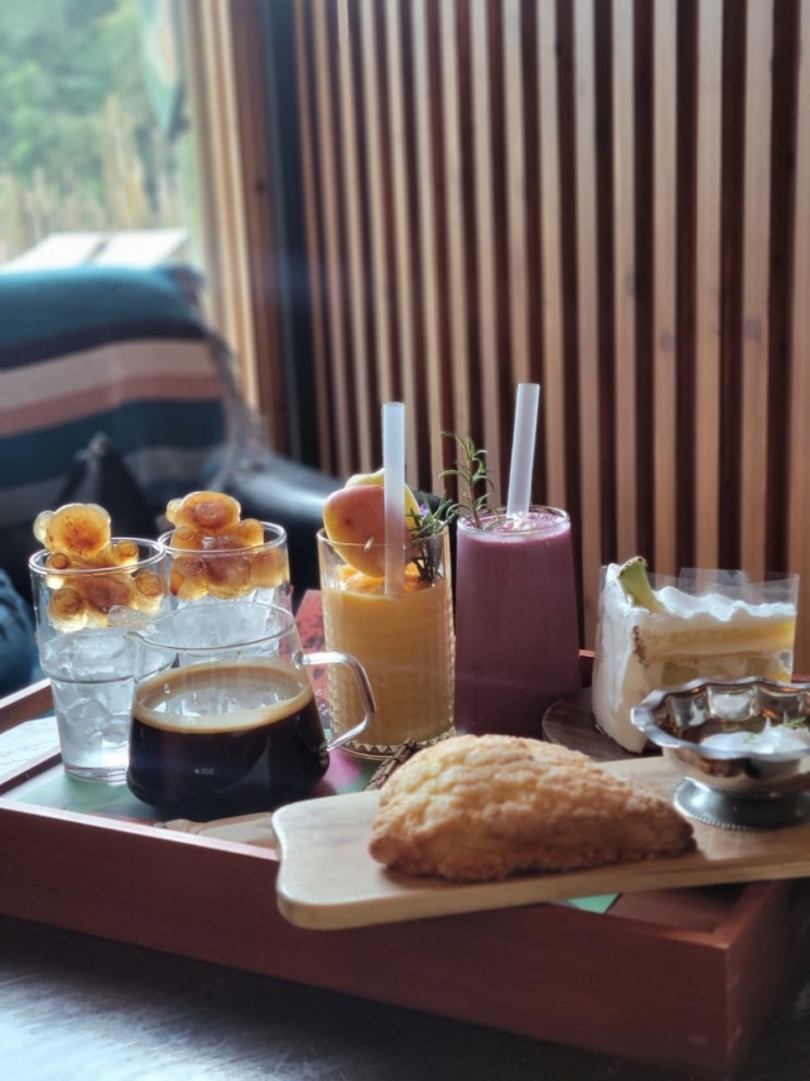  [코드라인] 용인 반려동물 동반 가능한 커피, 베이커리가 맛있는 대형 카페