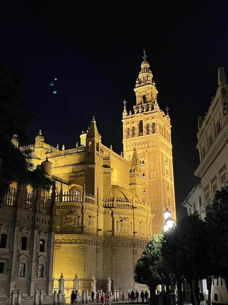 스페인 신혼여행 ① 카타르 항공 후기, 마드리드에서 렌페타고 세비야로 이동하기