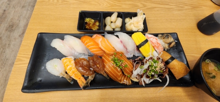  안산와동맛집:) 삼본초밥 가성비 좋네