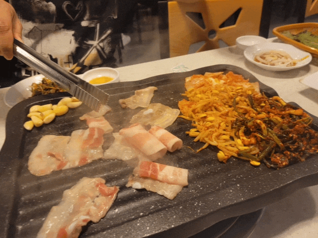  댓거리 대패삼겹살 맛집 요와라와라 해운점/어시장 조개맛집 황제조개궁녀