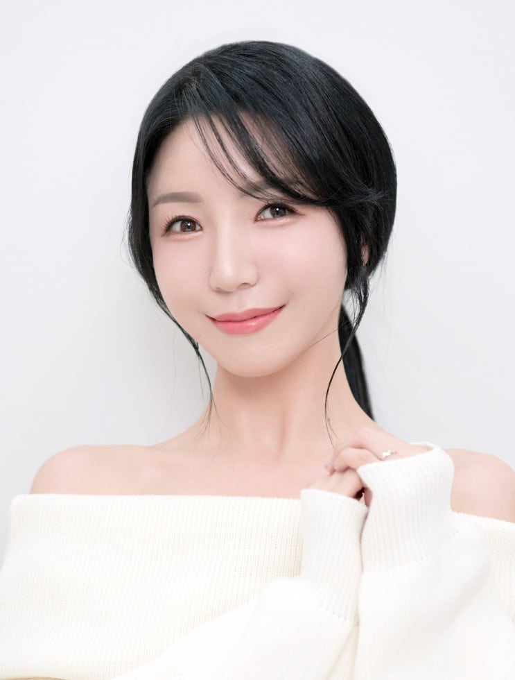  강남 논현 메이크업샵 로그빈 헤어 Make up 프로필 증명사진 촬영까지 한 군데서 끝내기 Logbin