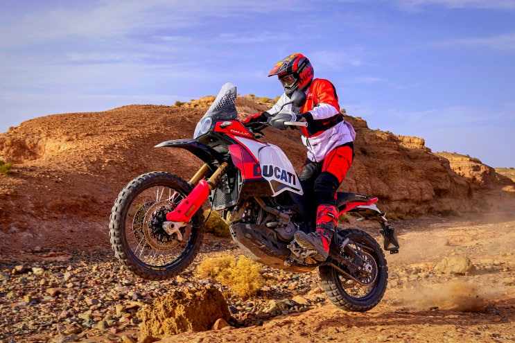 "Race Wilder" 두카티 데저트 X 랠리 / Ducati Desert X 'Rally' - 두카티 송도점 임재원