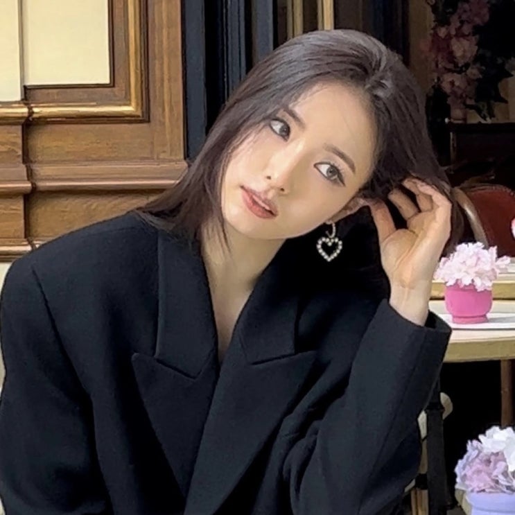  신세경 러블리한 하트 진주 귀걸이 브랜드 어디 거?