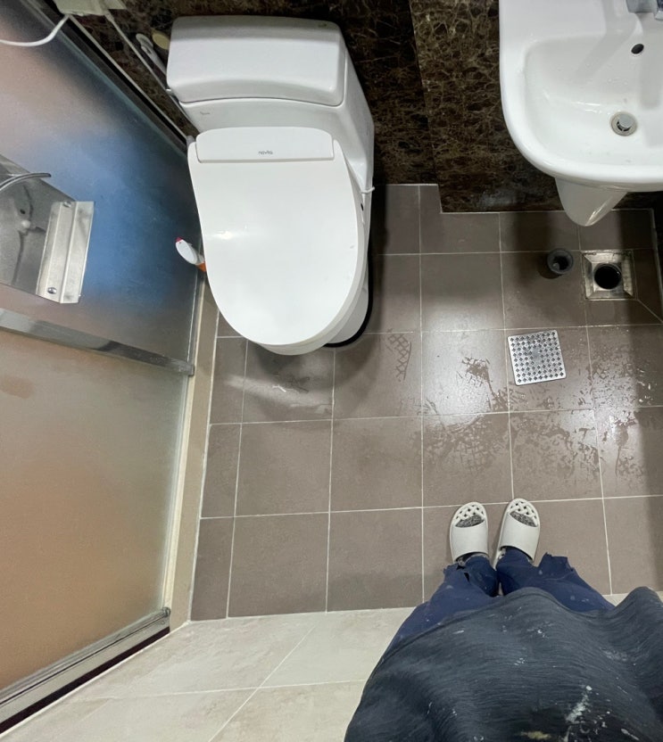  수원 아파트 화장실 누수, 확실하게 물 새는 걸 잡는 방법은?