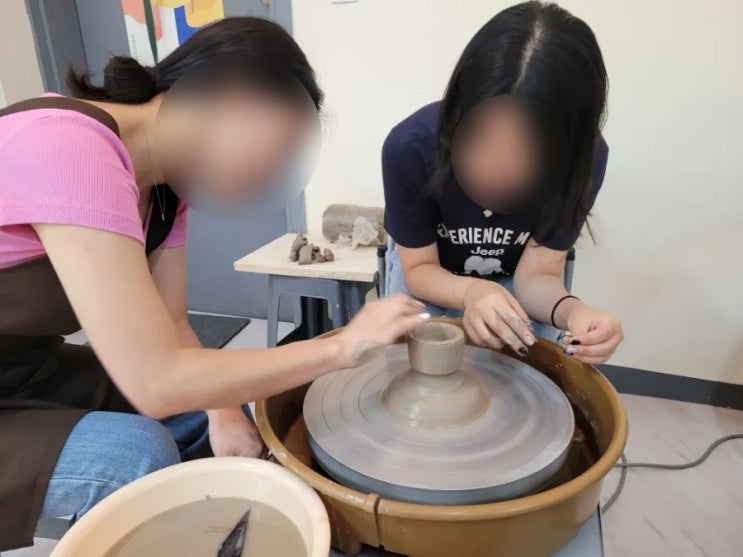  강남 이색데이트 코스 추천 - 세라듀 공방 체험, 이도곰탕 점심, 고양이카페 히히냥냥 내돈내산 솔직후기