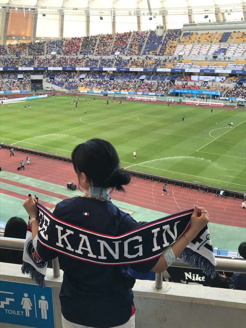 얼굴을 잘하고 축구가 잘생긴 이강인