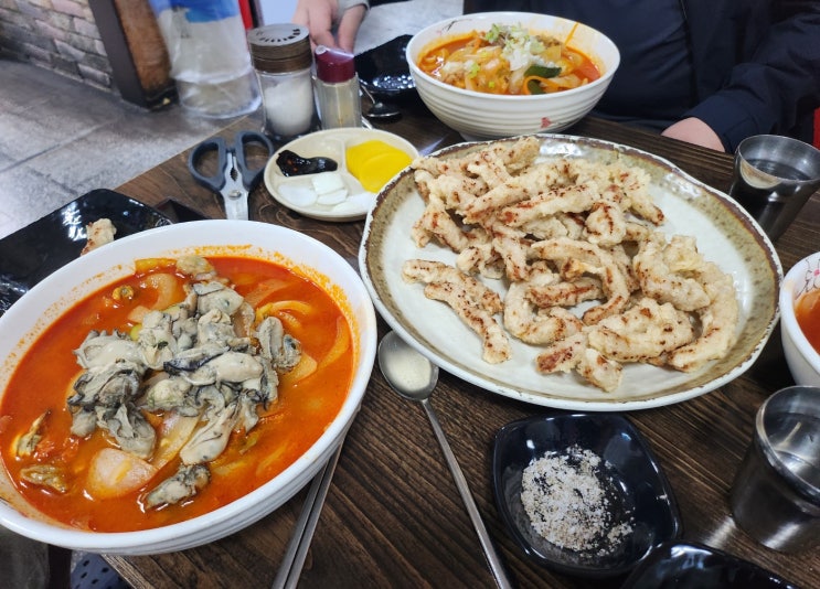 성남 중국집추천 뿅의전설 굴짬뽕의 시원한육수 , 해장으로 최고 성남 중국집추천 뿅의전설 굴짬뽕의 시원한육수 , 해장으로 최고