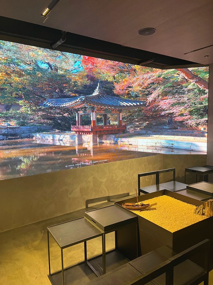  서울 강남 선정릉역 전시/스튜디오/루프탑파티룸 대여 가능한 카페 티하우스 절기 (주차/옥상)