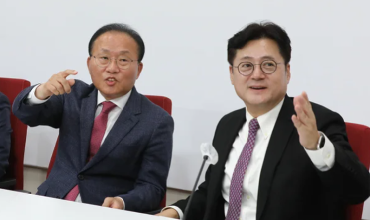 <b>윤재옥</b> <b>대표</b>, <b>홍익표</b> <b>대표</b>에 양당 국민을 위한 법안과 정책을... 