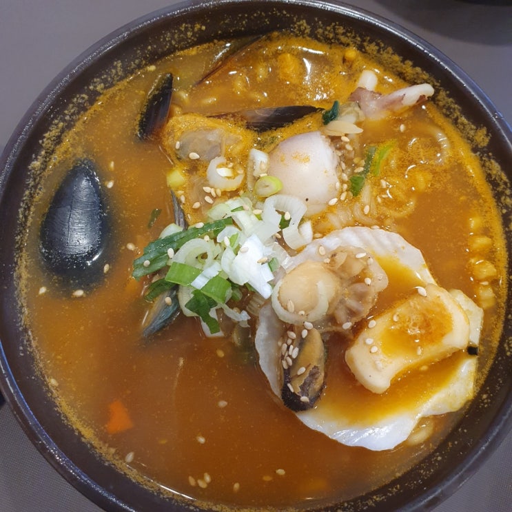  사당역맛집 청담라면가게 해물스페셜라면 + 차돌비빔면