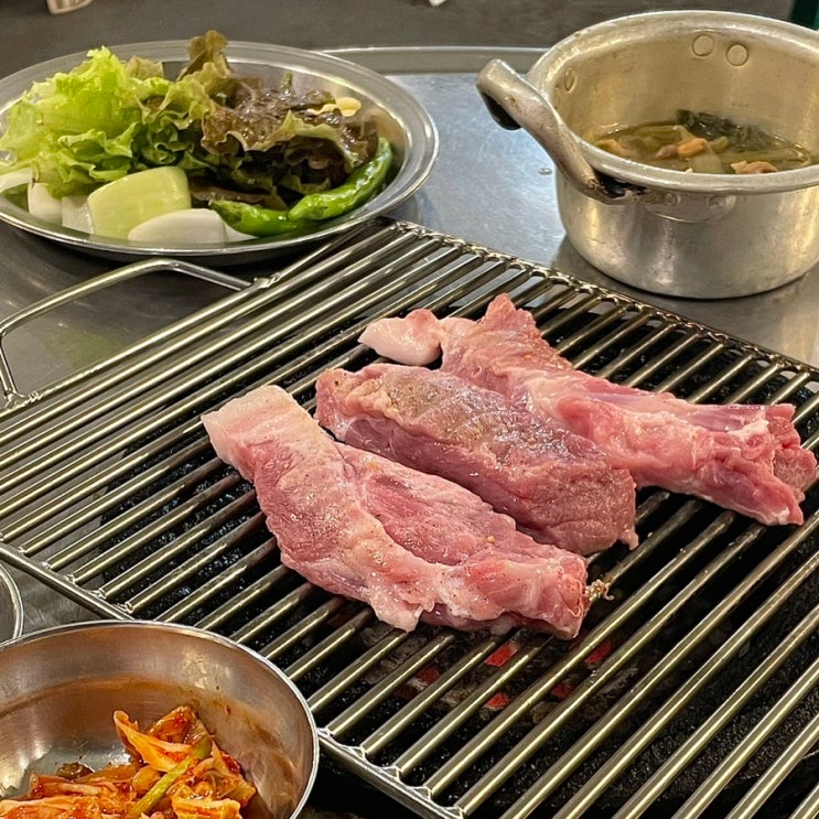 의정부 웨이팅 맛집 불타는 소금구이 연탄에 구워먹는 야장 고기집