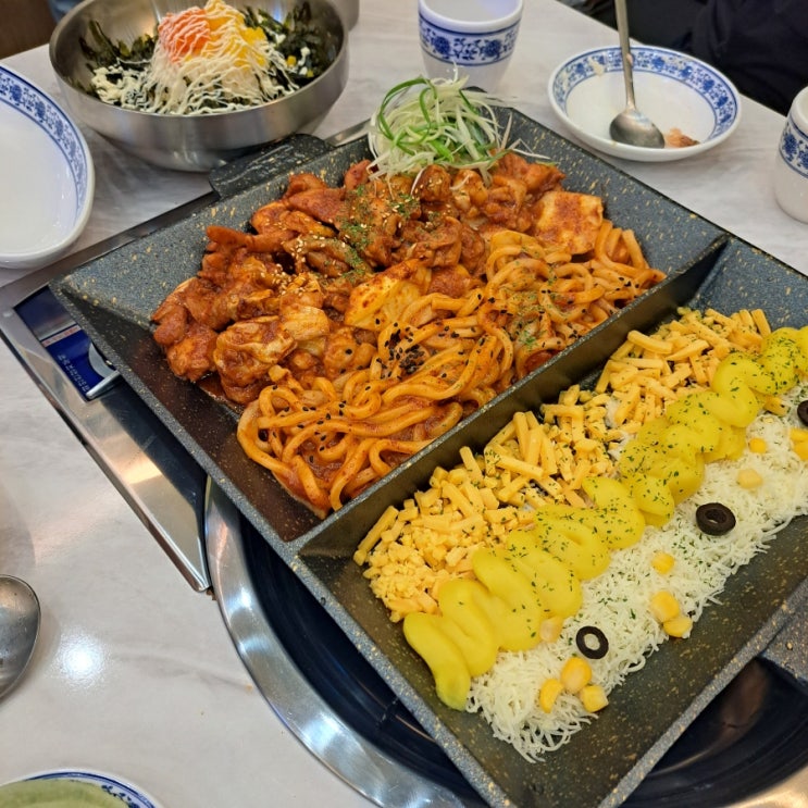  율하 2지구 닭갈비 장유동 맛집 헬로팬 리치골드닭갈비