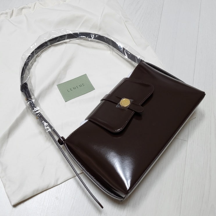  [Lememe 르메메] 삭에땅 딥브라운 Sac Etang DeepBrown : 디자이너 브랜드 여자 가을 가방 추천