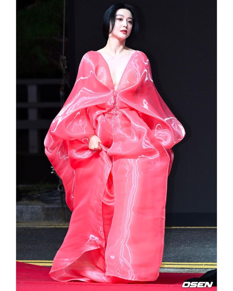 부산국제영화제 판빙빙 시상식 드레스 정보 rami al ali 2023 couture 컬렉션 부산국제영화제 판빙빙 시상식 드레스 정보 rami al ali 2023 couture 컬렉션