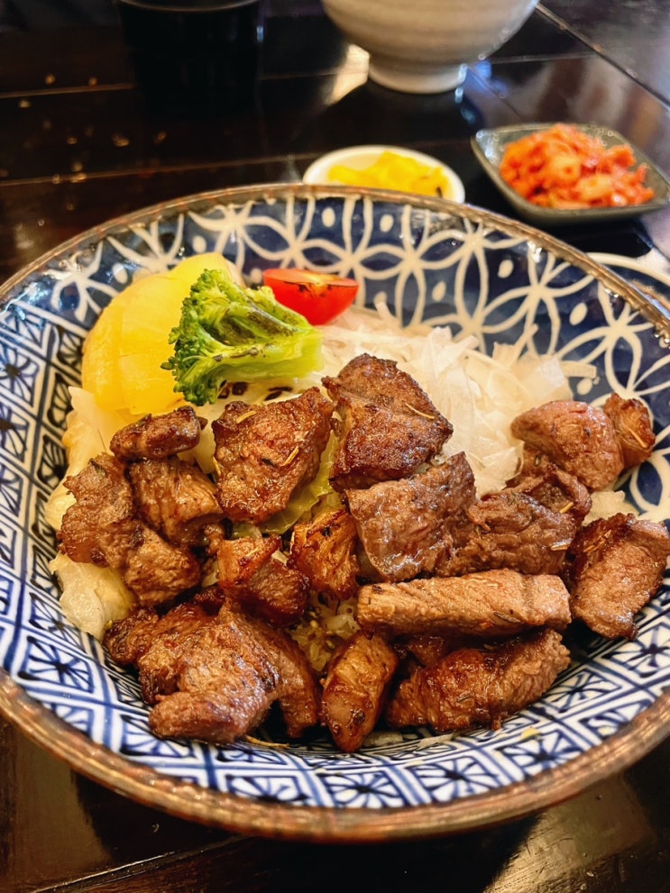  단대오거리맛집 율 성남금광점:) 덮밥과 이자카야를 즐길 수 있는 분위기 맛집