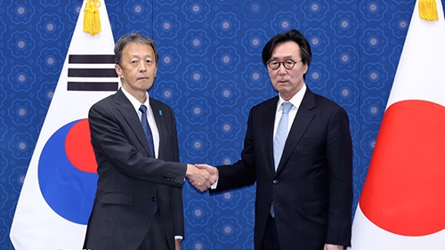 [월드데일리뉴스통신] <b>한일 외교차관</b> 9년만에 <b>전략대화</b>... 