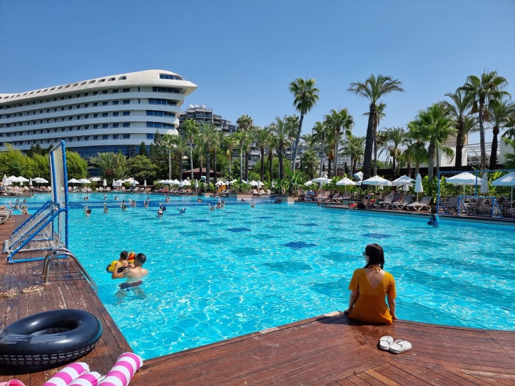  튀르키예 신혼여행 안탈랴 Concorde de luxe Resort 후기 - 숙소 내부와 부페
