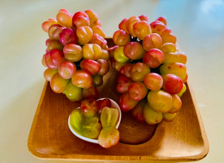 마이하트 솜사탕 캔디포도 하트모양 가을 제철 레드샤인머스켓 고당도 과일 맛과 특징