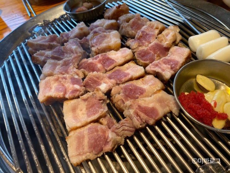 반여동 고기집 조이박 꽃도새기 삼겹살 맛있는 해운대구 놀이방 식당