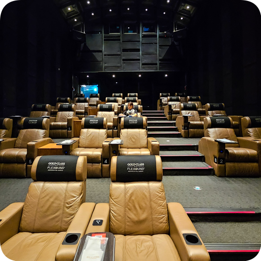  왕십리 CGV 골드클래스 전 좌석 예매 - 천박사 퇴마 연구소: 설경의 비밀