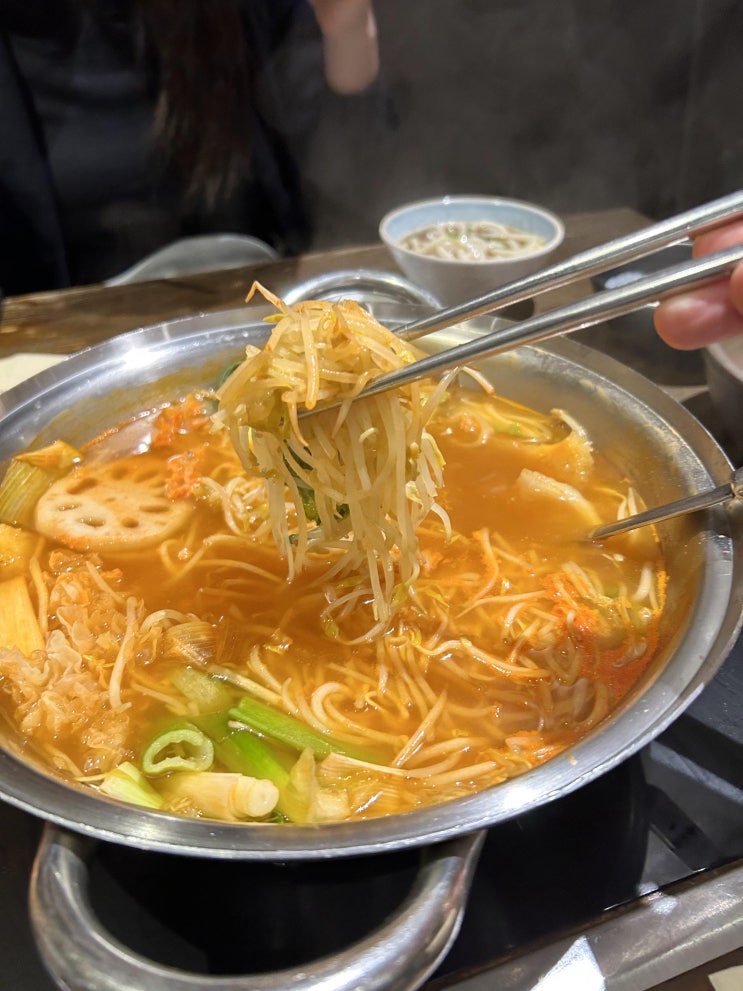  신촌홍대 마라탕 무한리필 샤브샤브 무한리필 로운샤브샤브