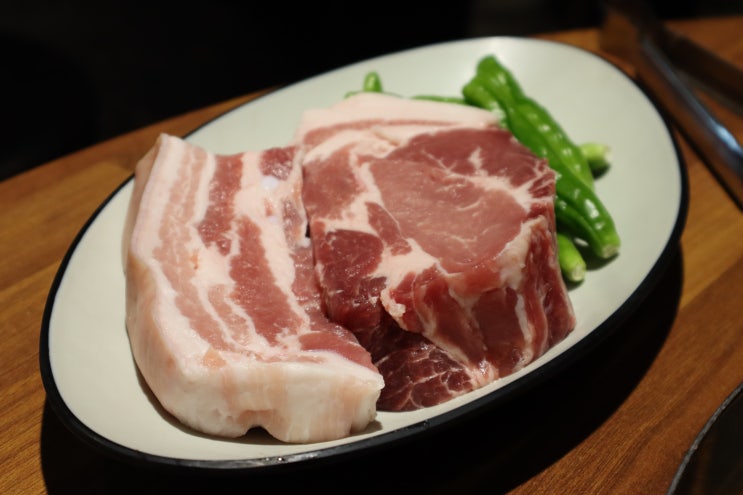  삼성동 맛집 특돼지 내돈내산 후기 | 돈주는남자 본점