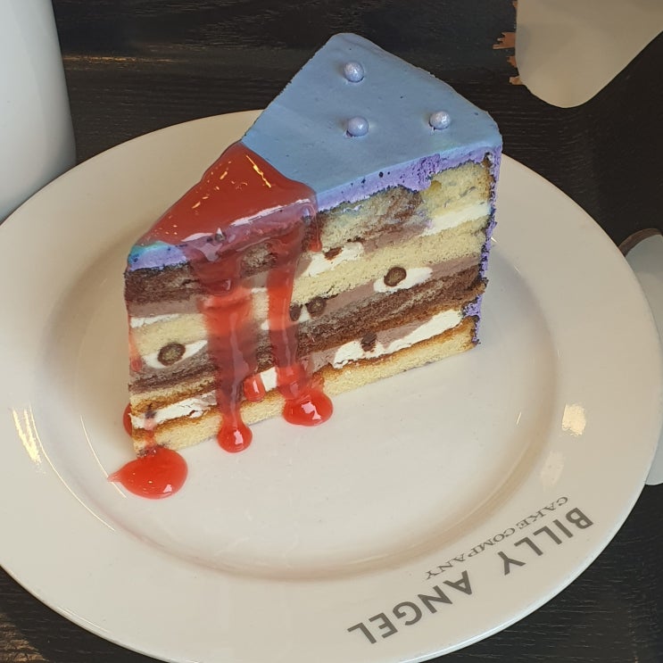  방배역 카페 맛집 빌리 엔젤 방배점 케이크컴퍼니 조각 케이크 판매