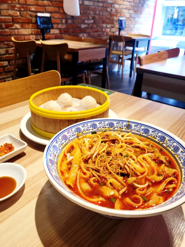 대전 궁동 미래관 쫄깃한 면발 대만식 우육도삭면 & 딤섬 맛집