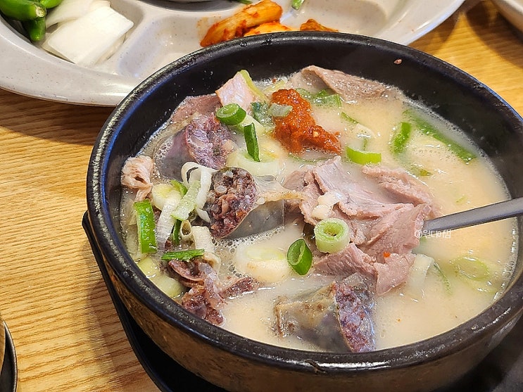 부산 <b>신평</b> <b>신평</b>역 국밥 밀양순대돼지국밥 후기 주차 정보