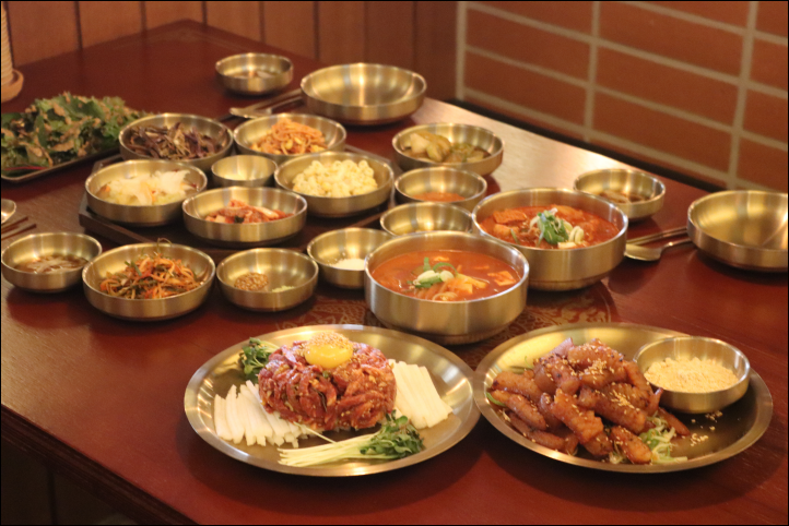  분위기부터 맛까지 완벽한 고급 룸식당,청라 갈비 맛집"방이옥 청라점"