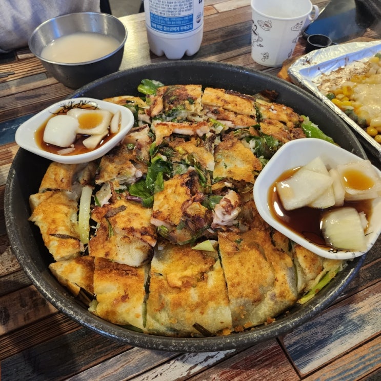  경희대 회기역 파전골목 맛집 이모네 왕파전 파전 곱창전골 세트