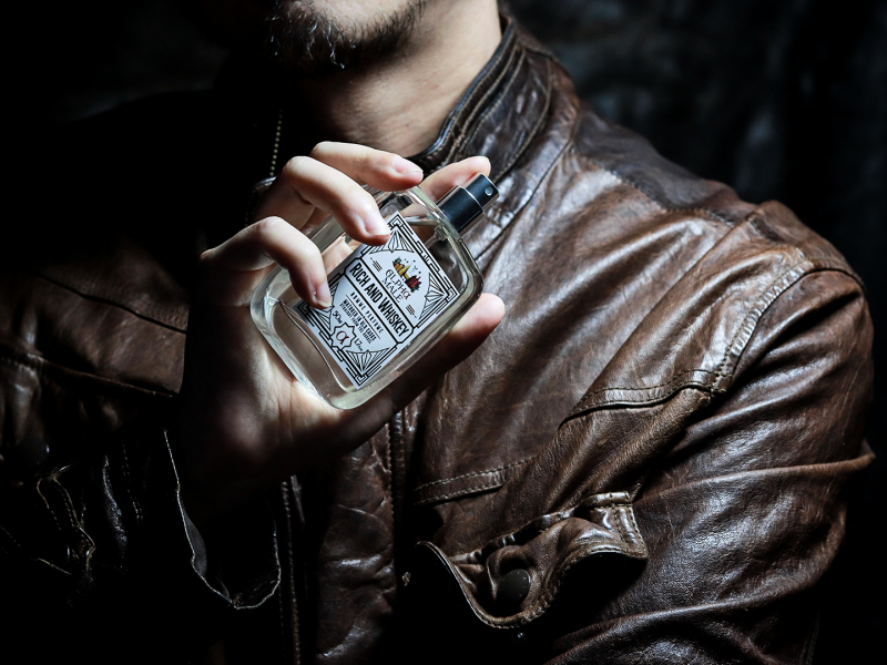 ALPHA MOOD RICH AND WHISKEY 50ml 香水 - メルカリ
