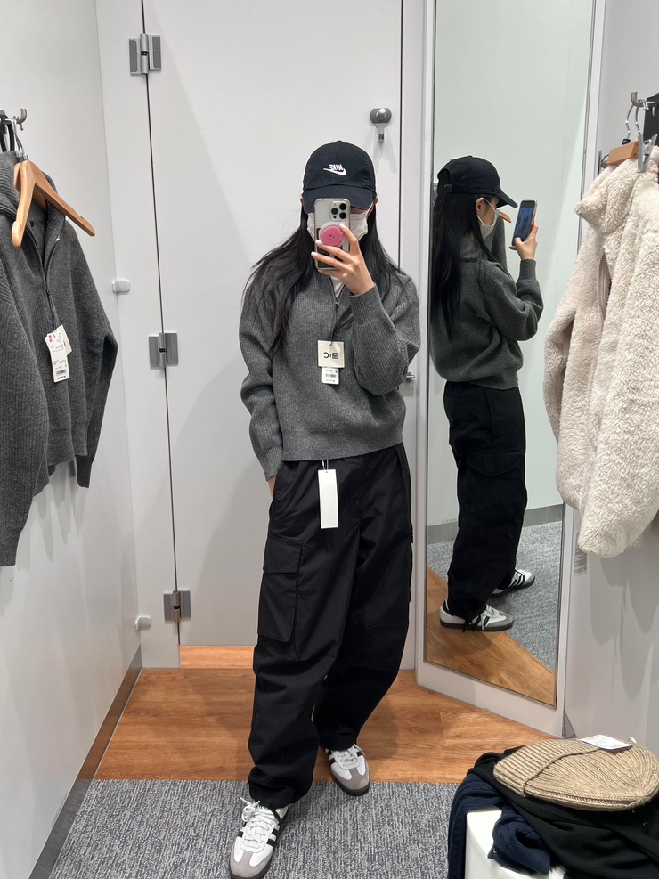  김포공항 롯데몰 유니클로 르메르 콜라보/램스울하프집스웨터/와이드핏파라슈트카고팬츠/히트텍립비니/도라에몽후리스