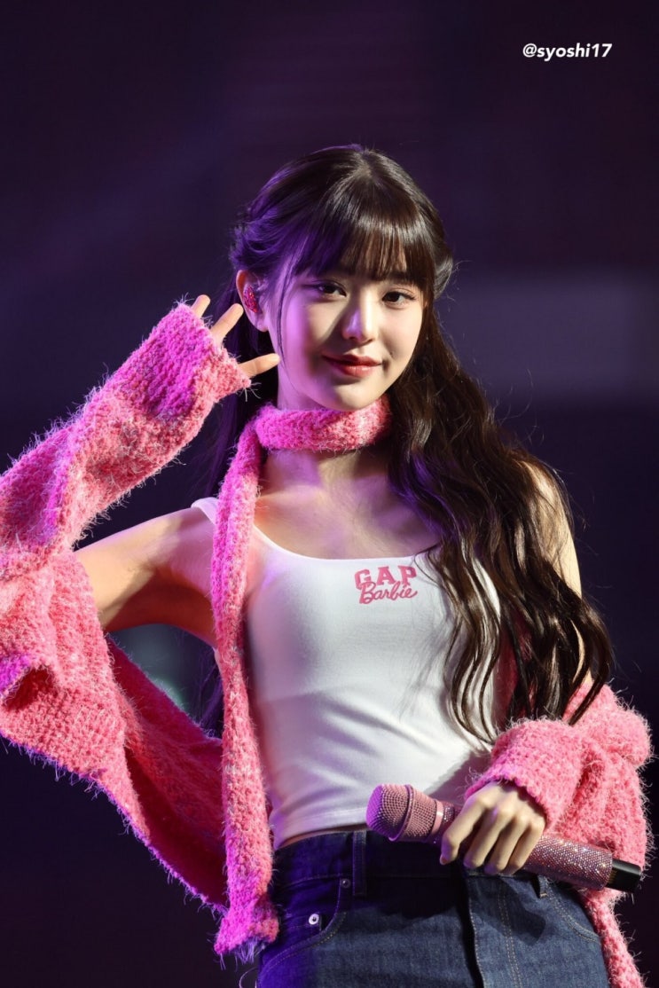 아이브 장원영, "데뷔 2년만에 월드 투어...우리에게는 꿈의 무대" 아이브 장원영, "데뷔 2년만에 월드 투어...우리에게는 꿈의 무대"