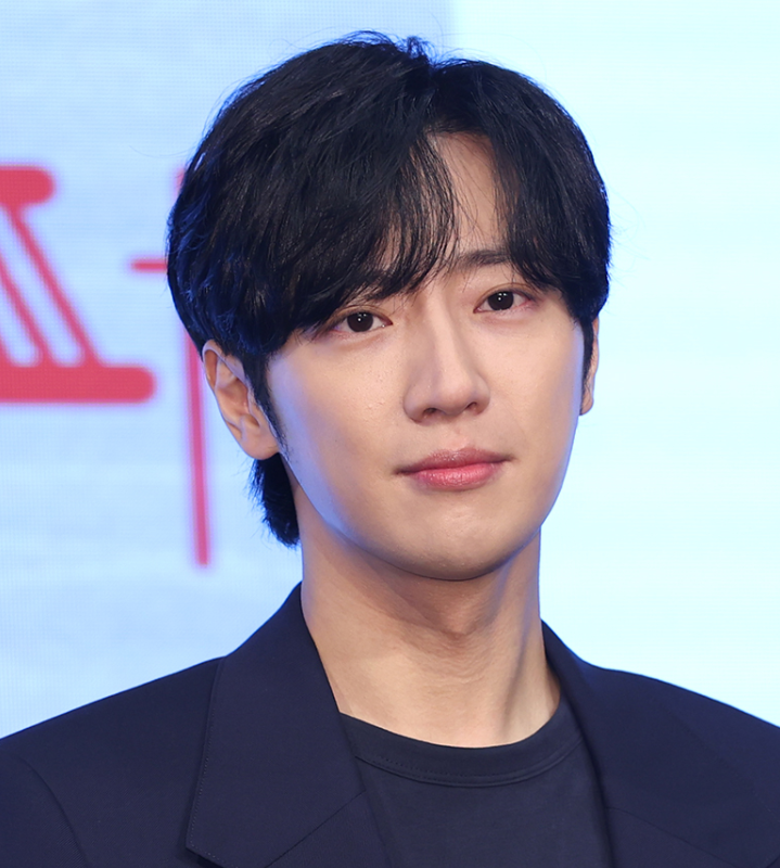이상엽 신부 누구인가 배우자 비 연예인 주목