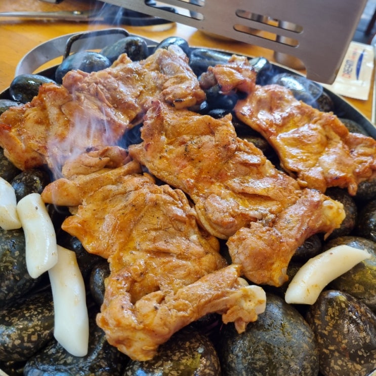  청평역 맛집 추천 조약돌에 구워 먹는 청평 닭갈비 삼삼조약돌숯불닭갈비