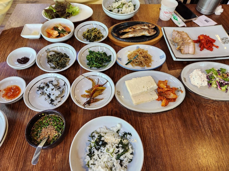 가평 맛집 / 아침고요수목원 잣향기푸른숲 맛집 옛골75, 카페75 갓구운빵장수