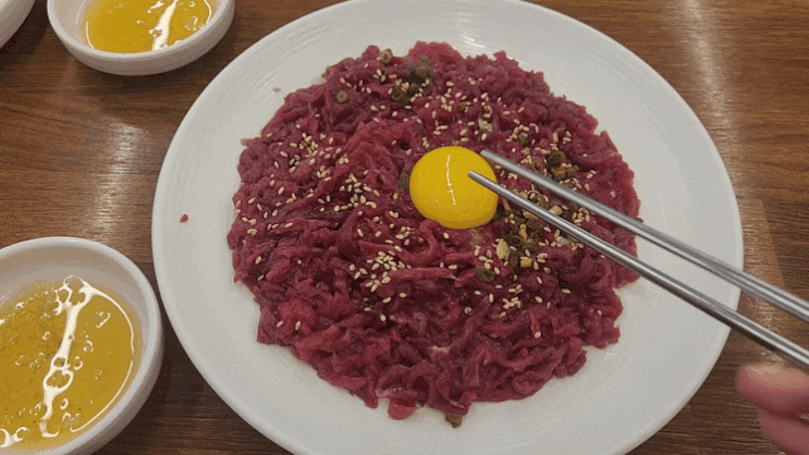  광장시장 형제 육회 맛집 내돈내산 단골 후기