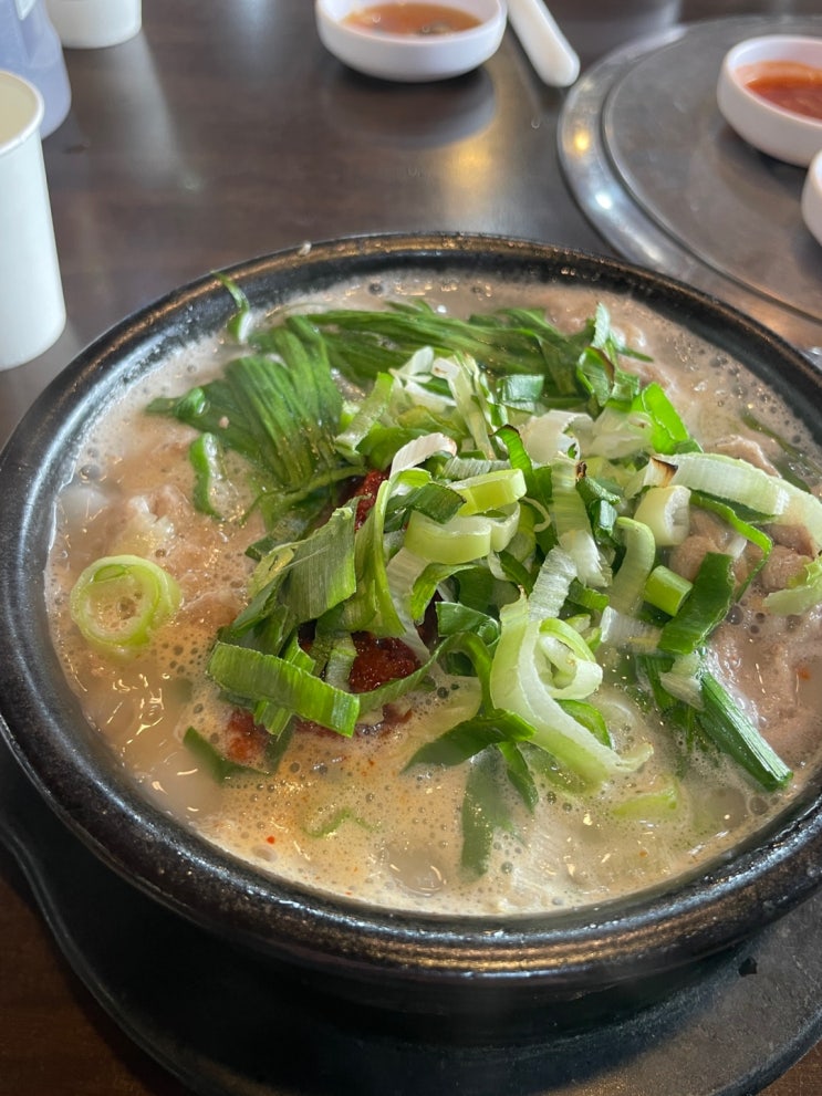  수원 ic 근처, 용인 기흥 맛집 : 토박이 밀양 돼지 국밥