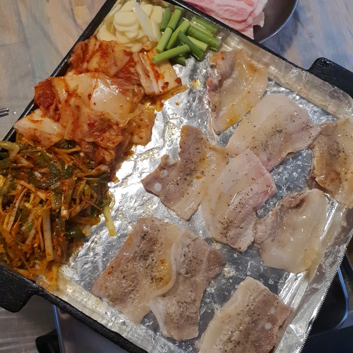  [평택맛집]송탄 맛집 냉삼 냉동 삼겹살 레트로 선희네집 본점