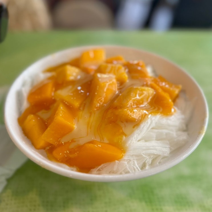  대만여행 타이페이 다퉁 구 빙찬 오픈런 줄서서 한시간 넘게 웨이팅한 망고빙수 리뷰.