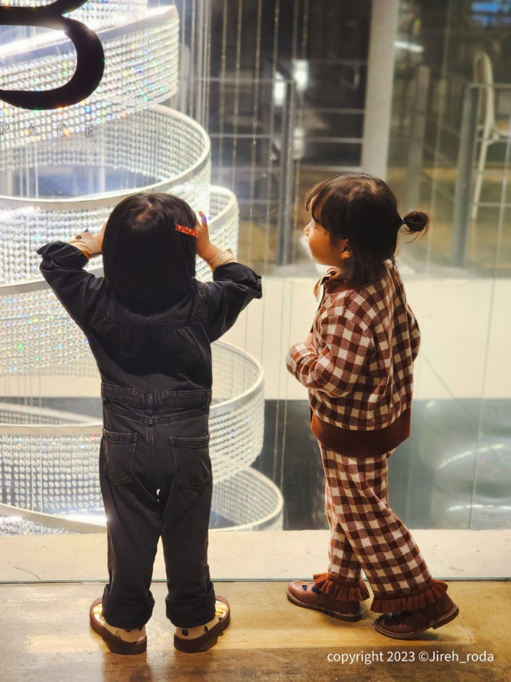  페페슈즈 꼴레지앙 매장 방배동 사라앤존 키즈편집샵