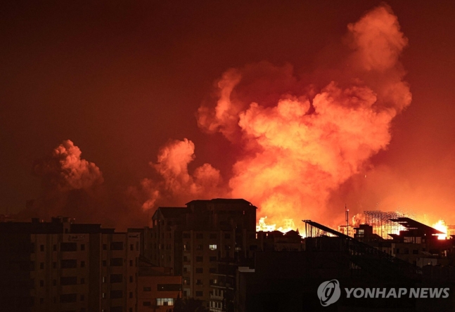 이스라엘·가자 사망자 1천500명 육박…"인질 150명 끌려가"