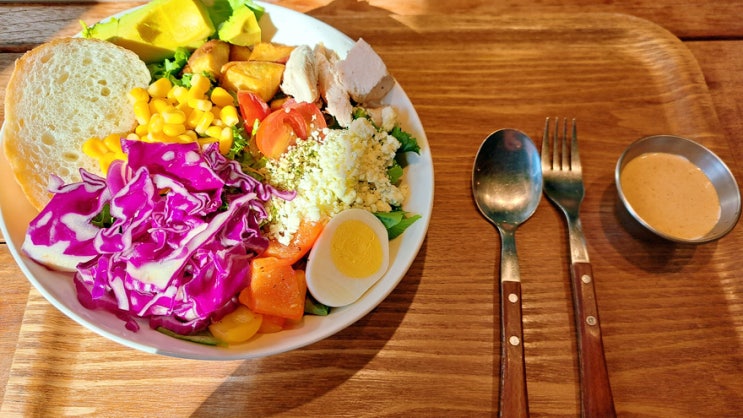 피그인더가든 광화문 샐러드도 비싸야 맛있다 SPC라서 맛있는가? 피그인더가든 광화문 샐러드도 비싸야 맛있다 SPC라서 맛있는가?
