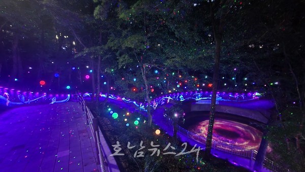  광주시 미디어아트 창의벨트 3권역 사직 빛의 숲 시범운영